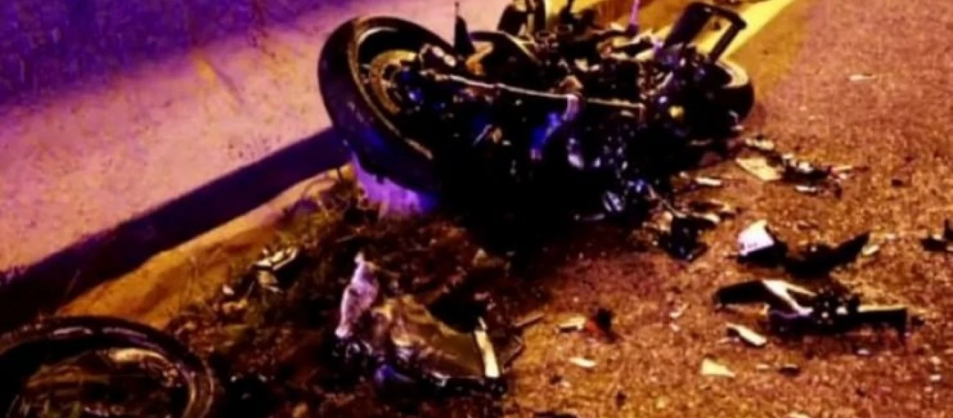 Δυστύχημα στο Αιγάλεω: Ο γνωστός Youtuber κατέγραφε με κάμερα τη στιγμή του τροχαίου (βίντεο)